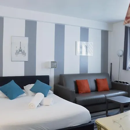 Arc De Triomphe-champs Elysees Apartment *